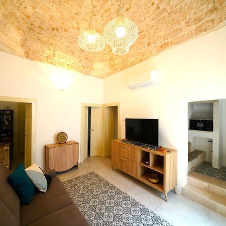 Domus Lapis - Con Terrazza Panoramica Vila Ostuni Exterior foto