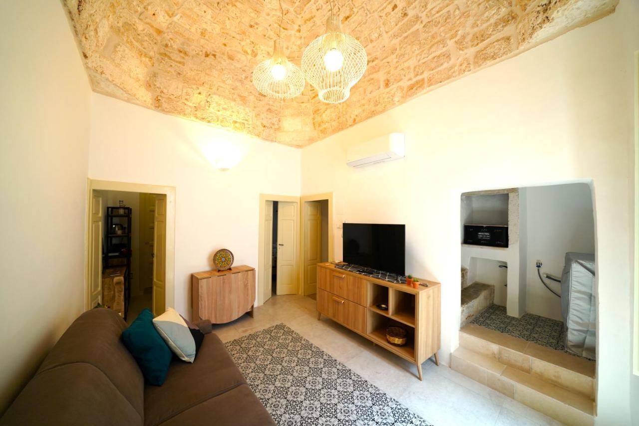 Domus Lapis - Con Terrazza Panoramica Vila Ostuni Exterior foto